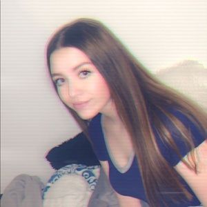 Meet your Posher, Leah